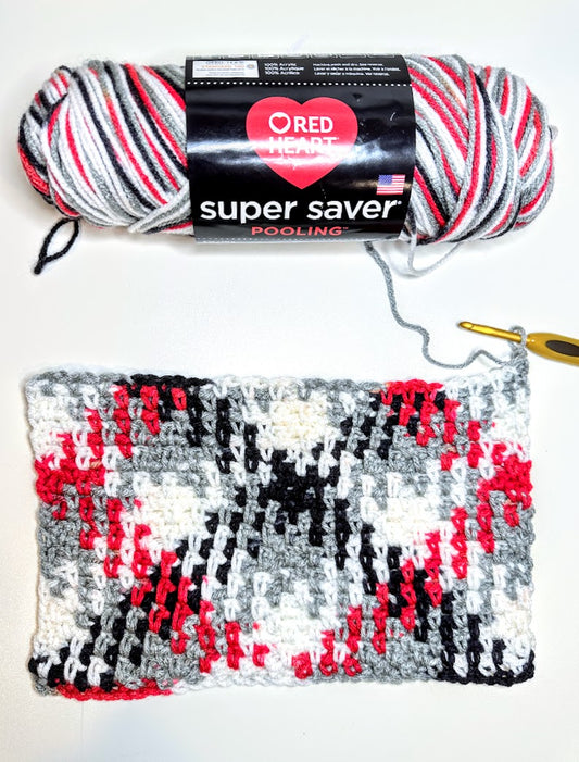 Red Heart Super Saver Pooling: Haute