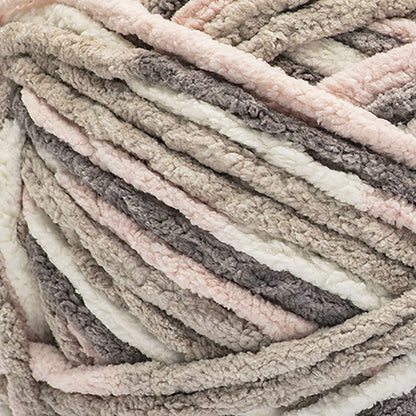 Bernat Blanket: Gray Blush