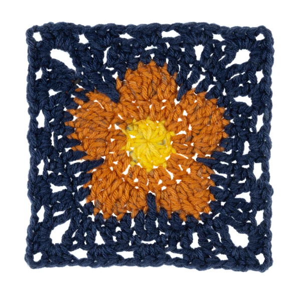 Red Heart Flower Power: Katelli Bronze